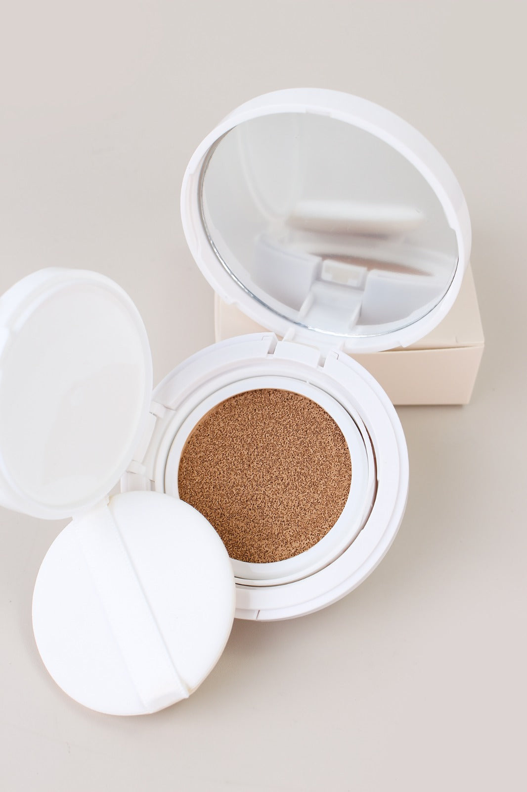 Cushion Foundation (Beige)